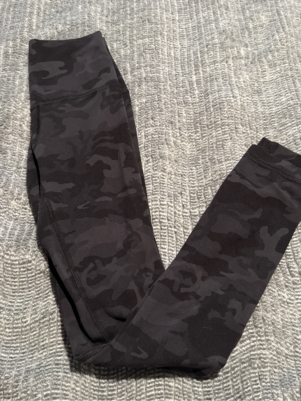 Women’s Black Camo Lululemon Leggings